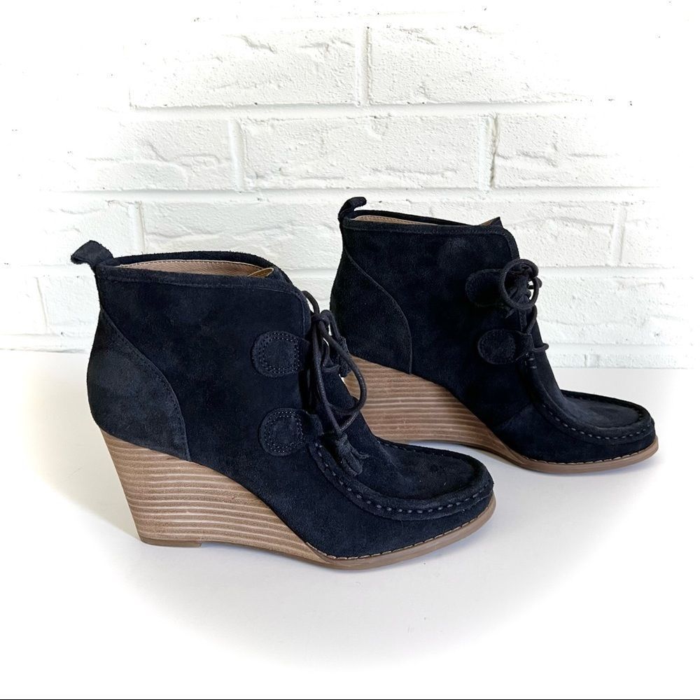 LUCKY BRAND Yaney Wedge Navy Bootie Size 7.5